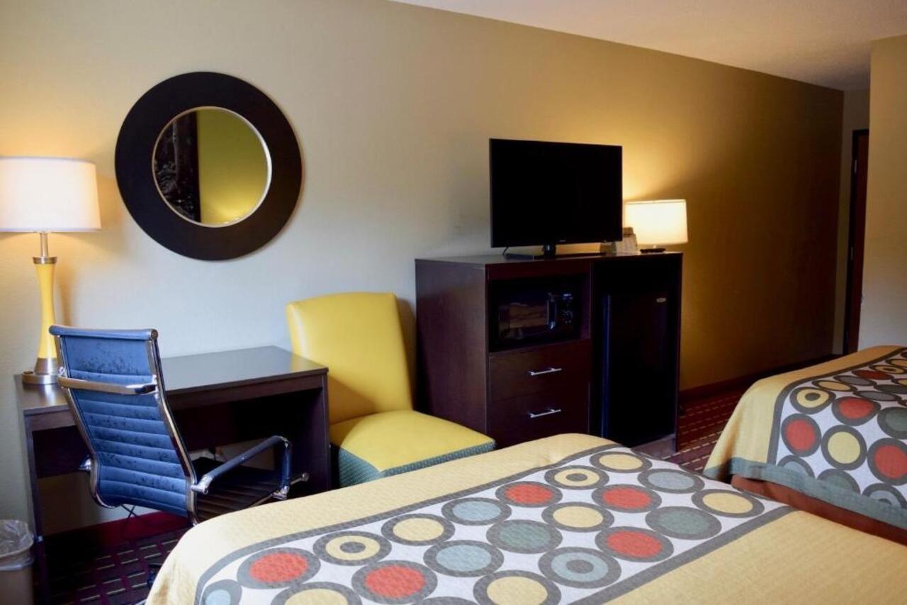 Super 8 By Wyndham Homewood Birmingham Area Ngoại thất bức ảnh